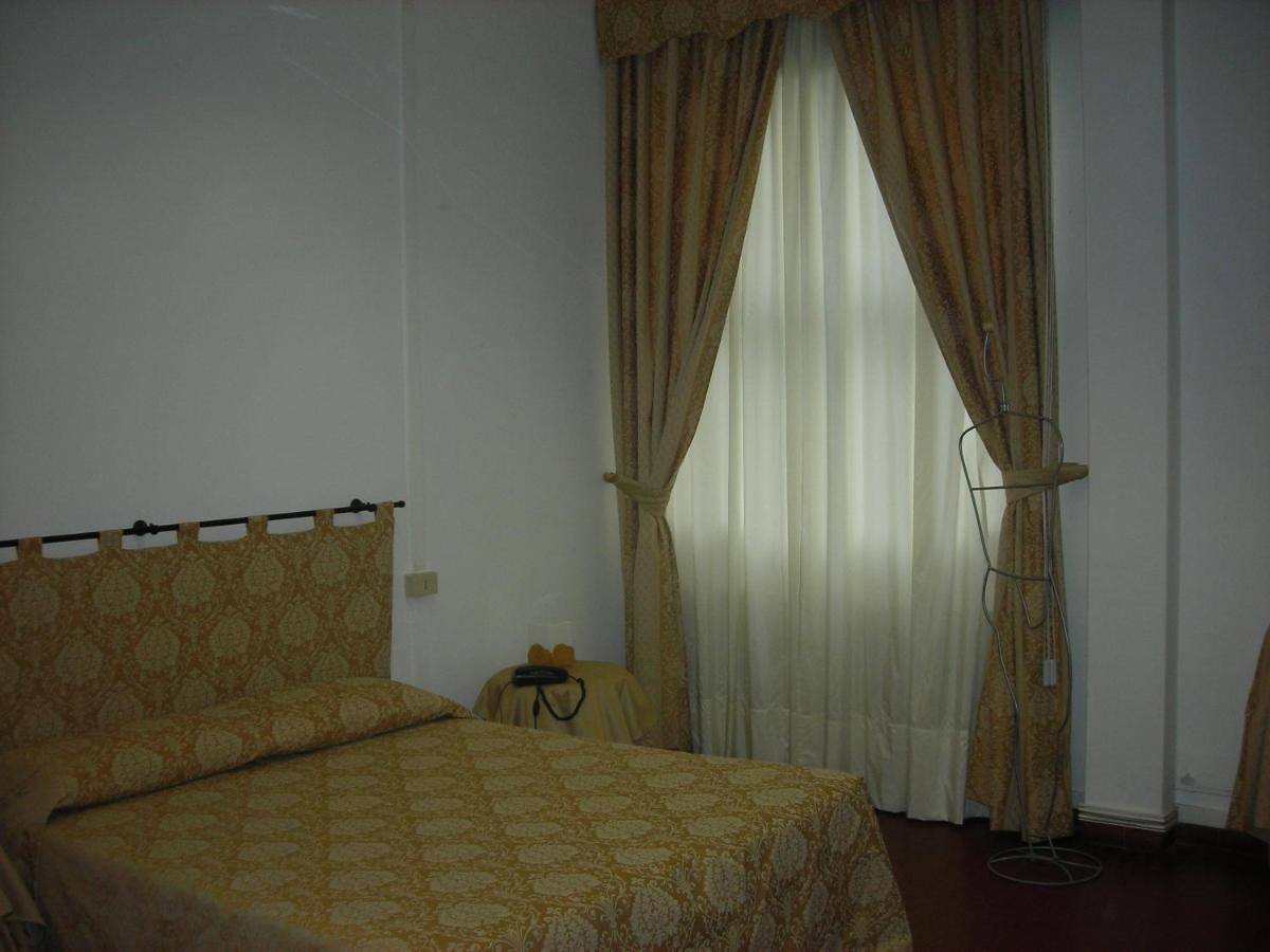 Hotel Agli Artisti Venice Phòng bức ảnh